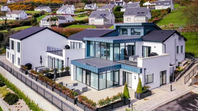 Bayview Luxury 2 Bedroom Apartment Ground Floor Downings Buitenkant foto